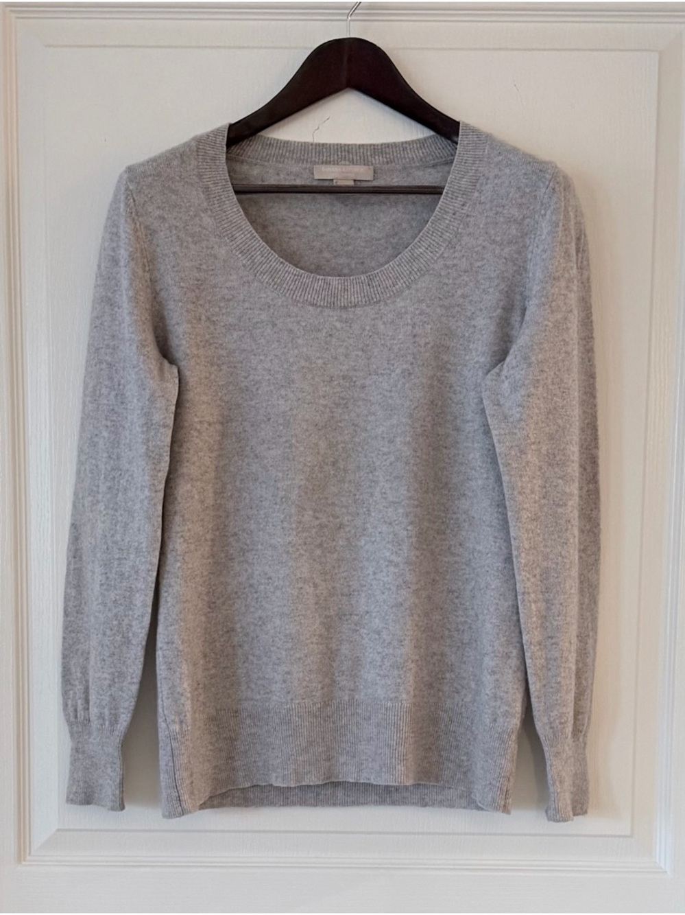 Banana Republic Light Gray Scoop Neck Wool Cashmere Sweater